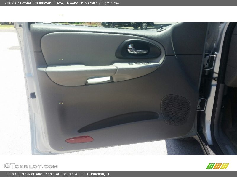 Moondust Metallic / Light Gray 2007 Chevrolet TrailBlazer LS 4x4