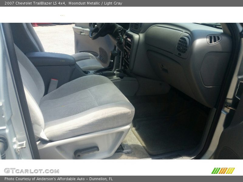 Moondust Metallic / Light Gray 2007 Chevrolet TrailBlazer LS 4x4