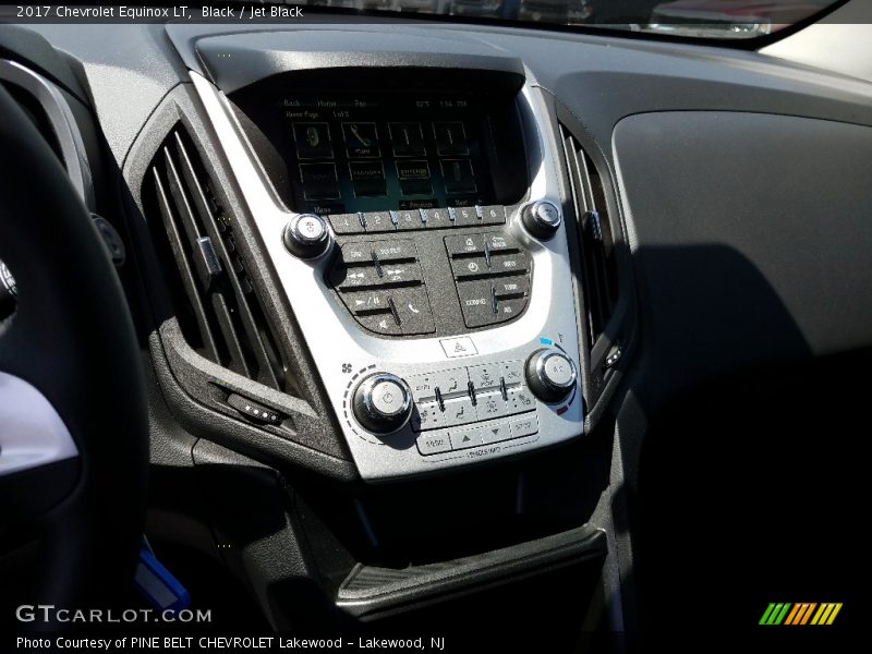 Black / Jet Black 2017 Chevrolet Equinox LT