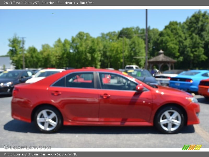 Barcelona Red Metallic / Black/Ash 2013 Toyota Camry SE
