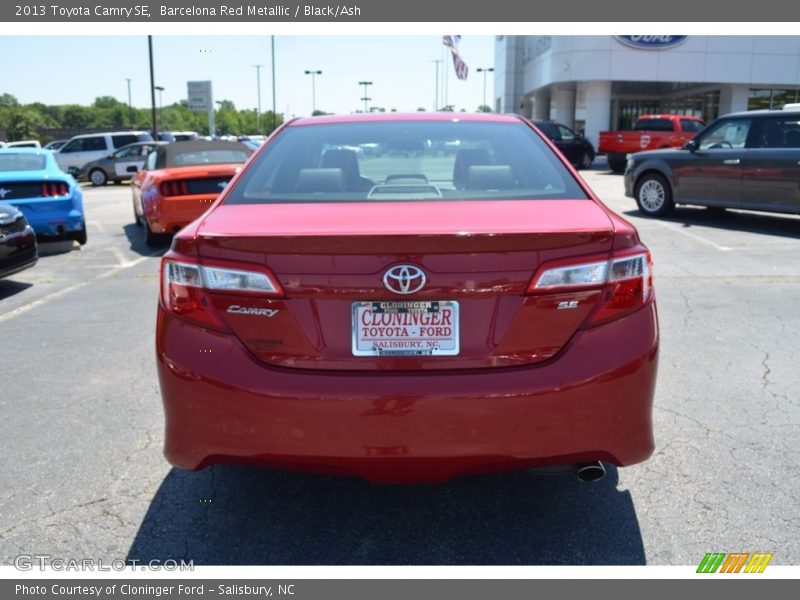 Barcelona Red Metallic / Black/Ash 2013 Toyota Camry SE