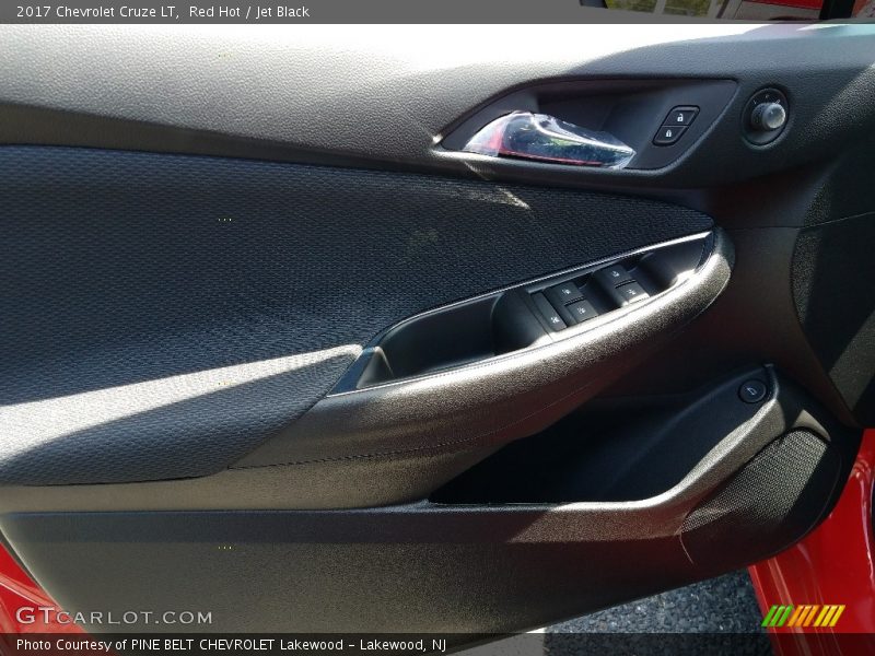 Red Hot / Jet Black 2017 Chevrolet Cruze LT