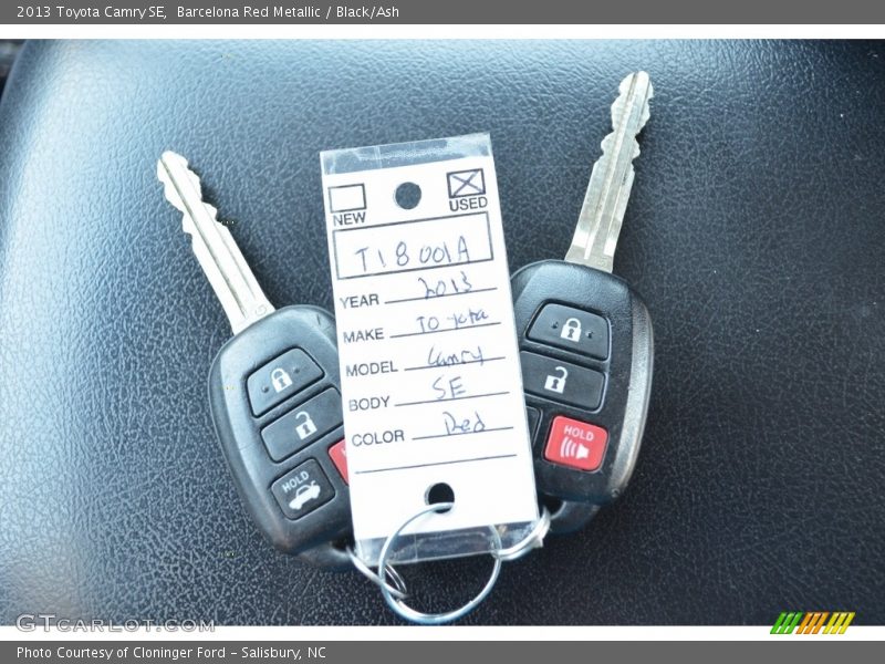 Barcelona Red Metallic / Black/Ash 2013 Toyota Camry SE
