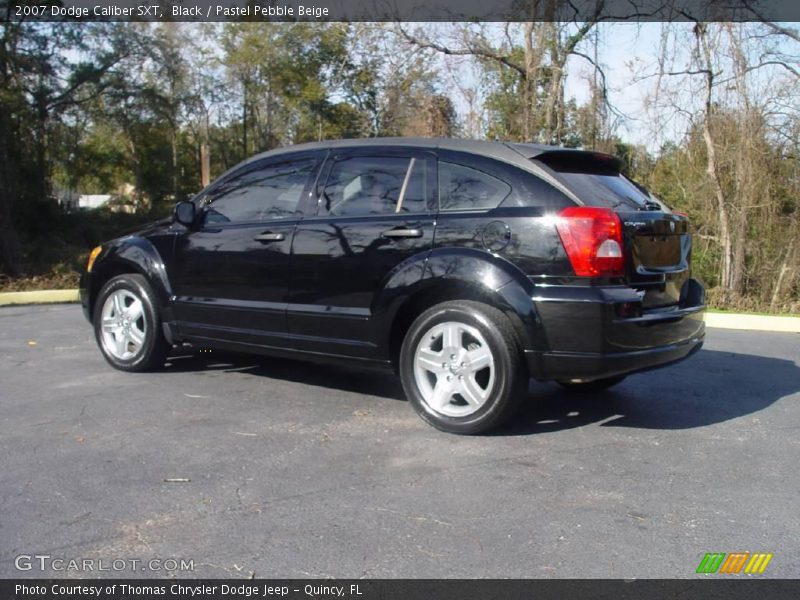 Black / Pastel Pebble Beige 2007 Dodge Caliber SXT