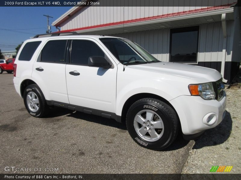 Front 3/4 View of 2009 Escape XLT V6 4WD