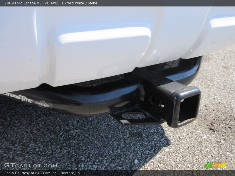 Oxford White / Stone 2009 Ford Escape XLT V6 4WD