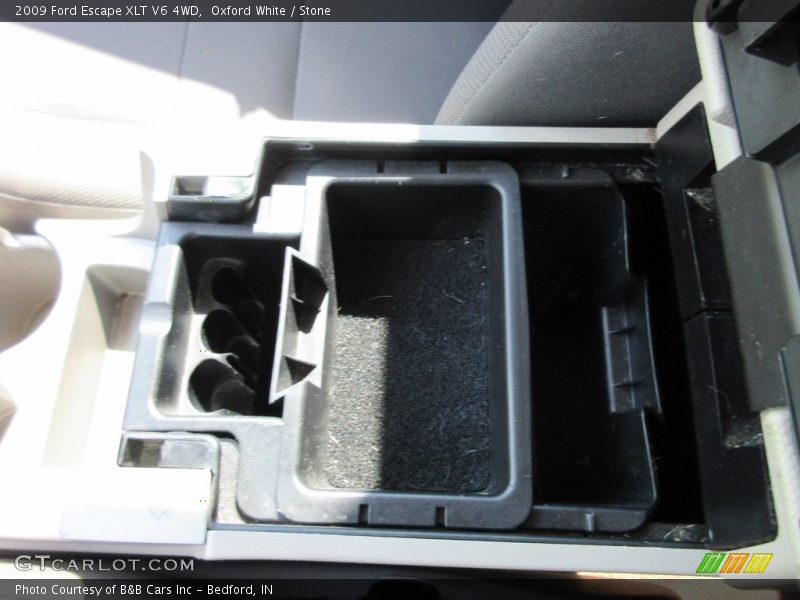 Oxford White / Stone 2009 Ford Escape XLT V6 4WD