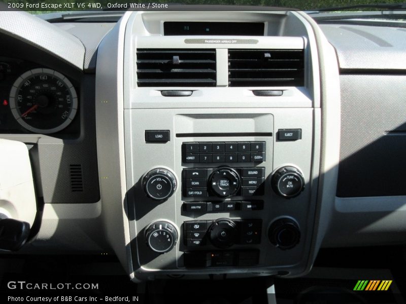 Oxford White / Stone 2009 Ford Escape XLT V6 4WD