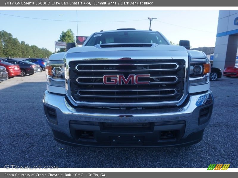 Summit White / Dark Ash/Jet Black 2017 GMC Sierra 3500HD Crew Cab Chassis 4x4
