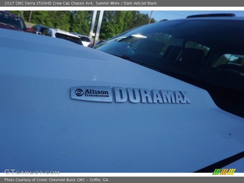 Summit White / Dark Ash/Jet Black 2017 GMC Sierra 3500HD Crew Cab Chassis 4x4