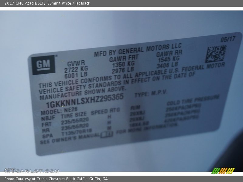 Summit White / Jet Black 2017 GMC Acadia SLT