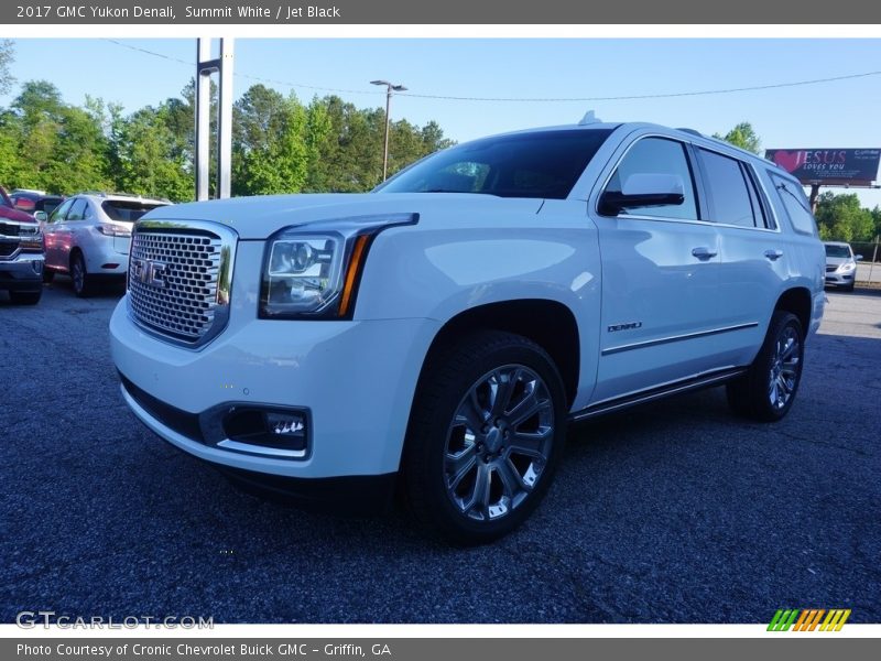 Summit White / Jet Black 2017 GMC Yukon Denali