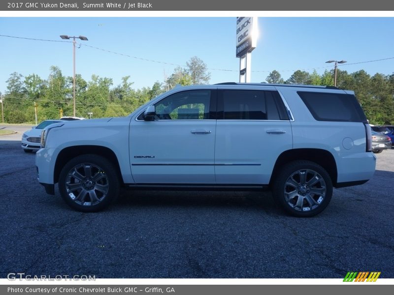 Summit White / Jet Black 2017 GMC Yukon Denali