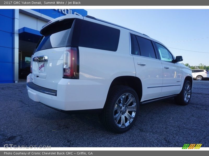 Summit White / Jet Black 2017 GMC Yukon Denali