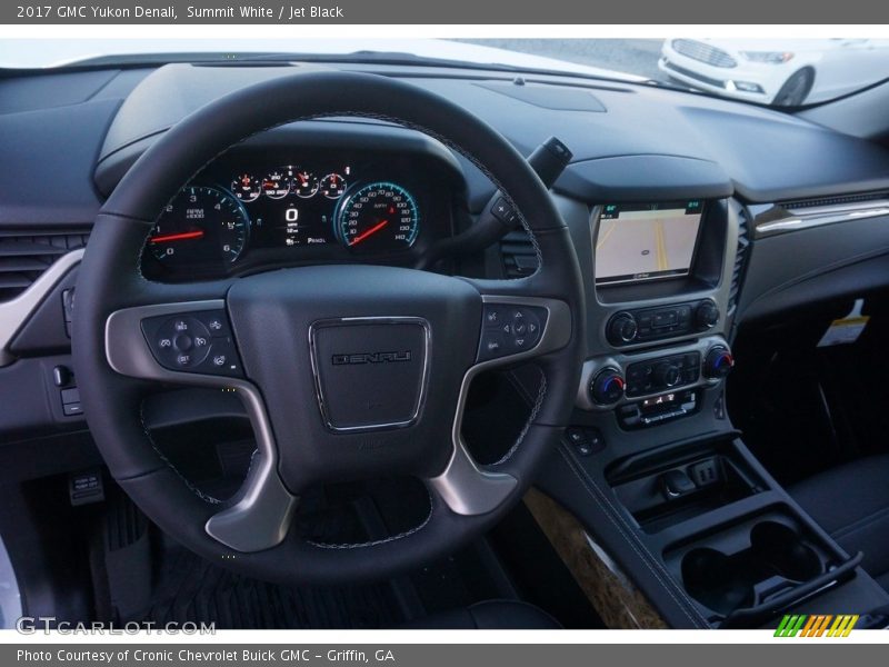 Summit White / Jet Black 2017 GMC Yukon Denali