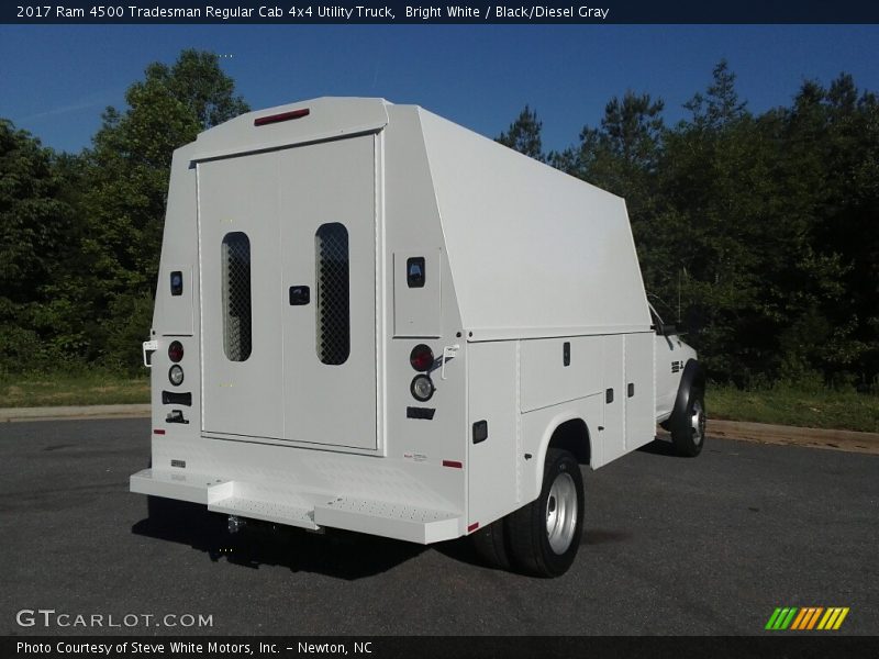 Bright White / Black/Diesel Gray 2017 Ram 4500 Tradesman Regular Cab 4x4 Utility Truck