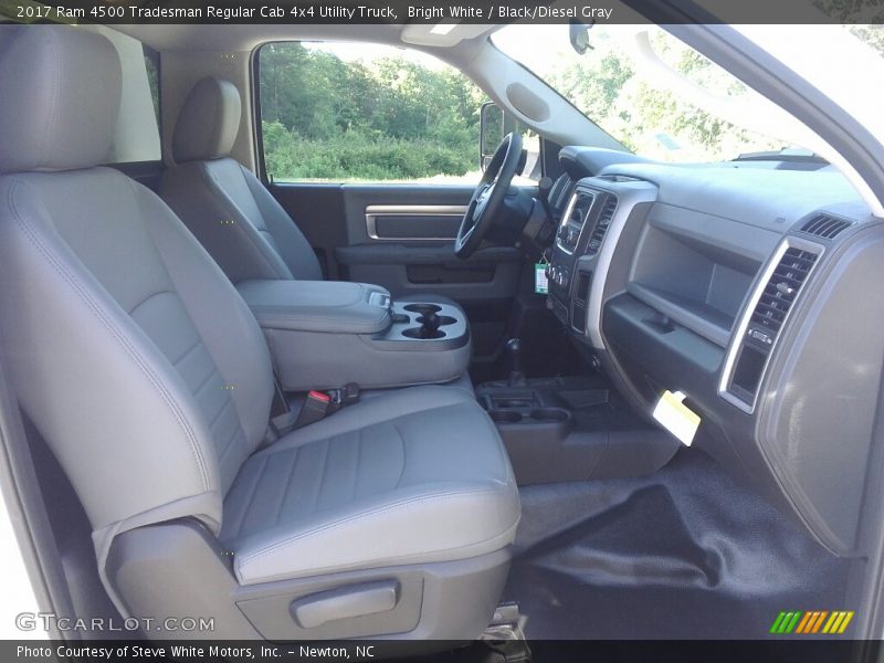 Bright White / Black/Diesel Gray 2017 Ram 4500 Tradesman Regular Cab 4x4 Utility Truck
