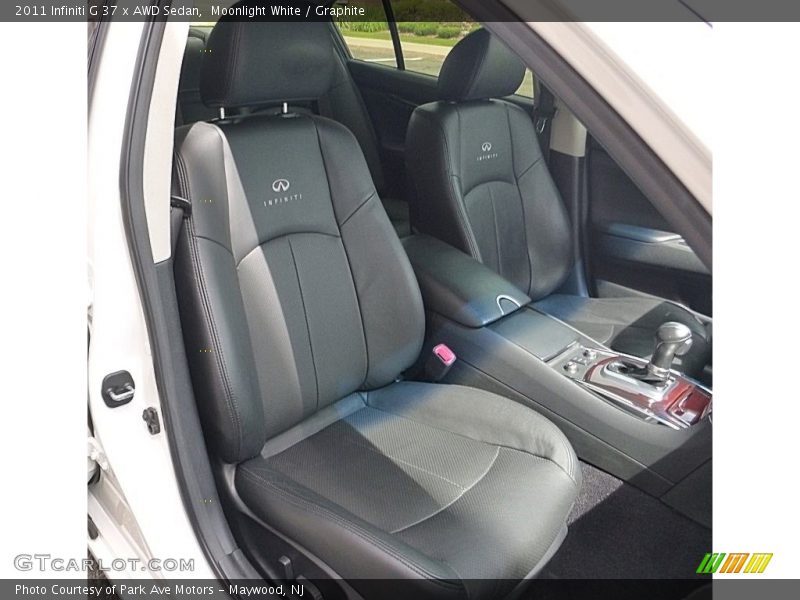 Moonlight White / Graphite 2011 Infiniti G 37 x AWD Sedan