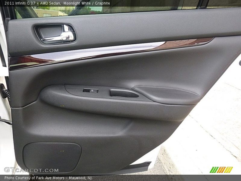 Moonlight White / Graphite 2011 Infiniti G 37 x AWD Sedan