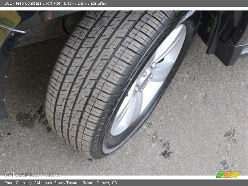 Black / Dark Slate Gray 2017 Jeep Compass Sport 4x4