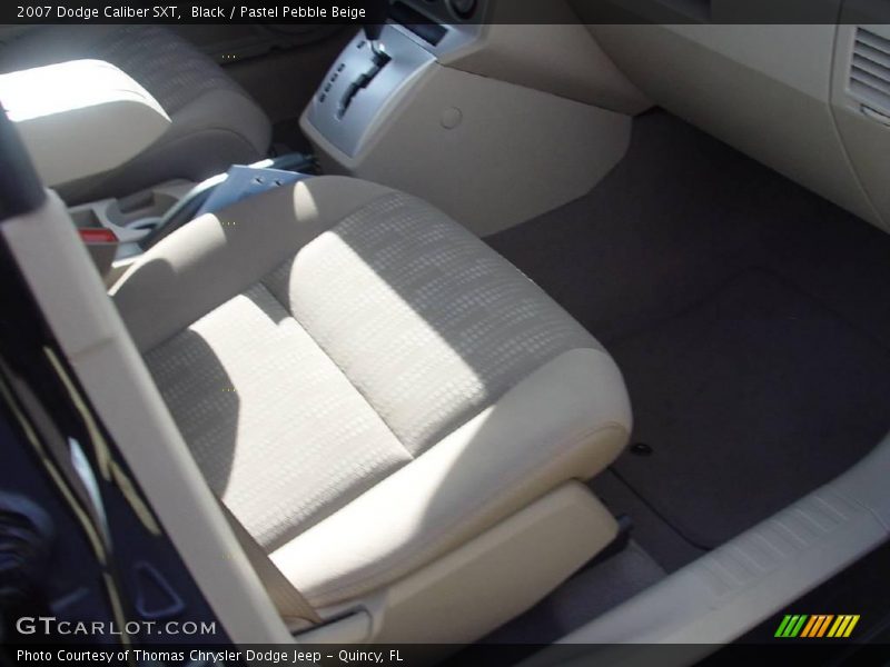 Black / Pastel Pebble Beige 2007 Dodge Caliber SXT