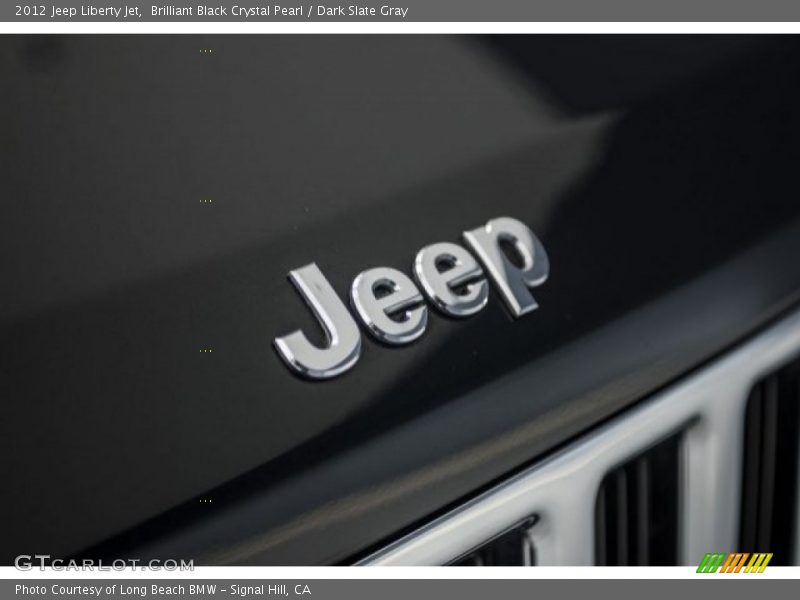 Brilliant Black Crystal Pearl / Dark Slate Gray 2012 Jeep Liberty Jet