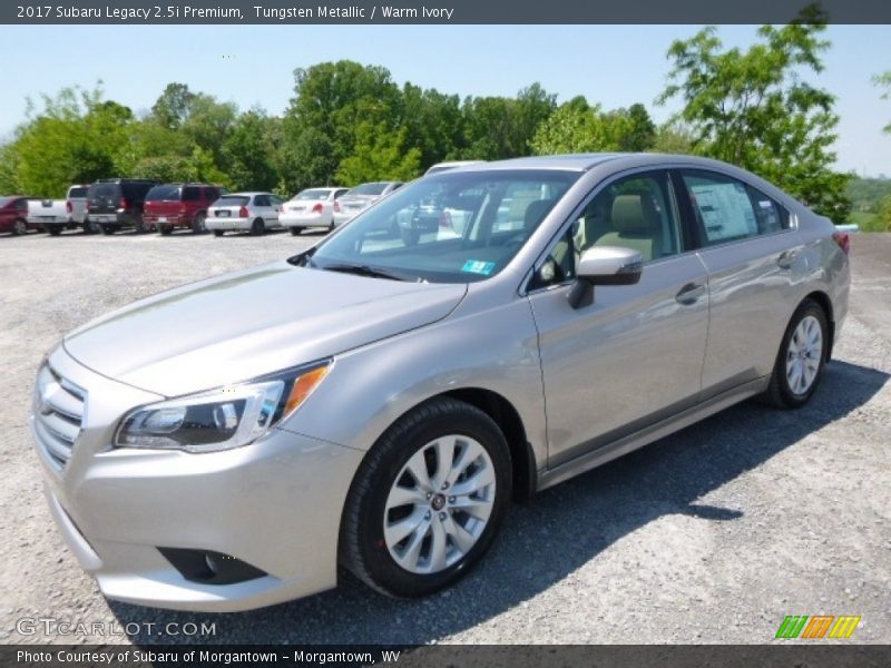 Tungsten Metallic / Warm Ivory 2017 Subaru Legacy 2.5i Premium