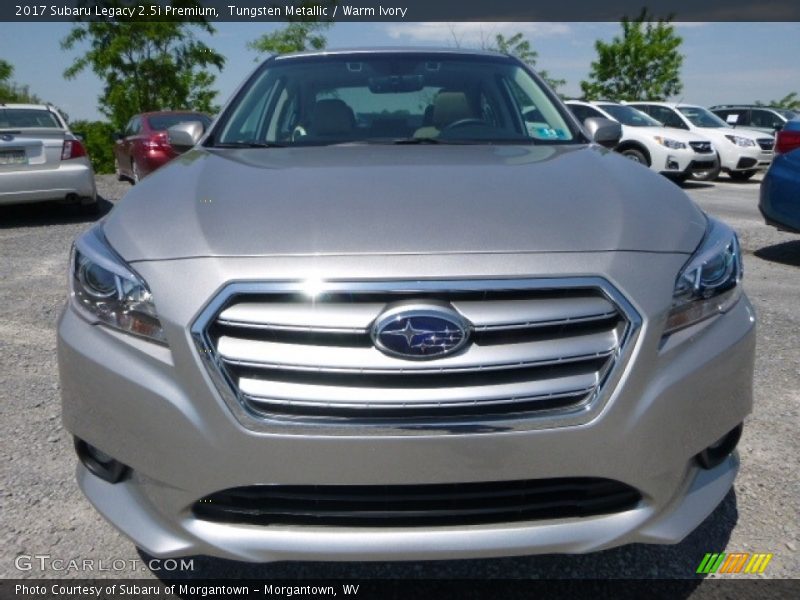 Tungsten Metallic / Warm Ivory 2017 Subaru Legacy 2.5i Premium
