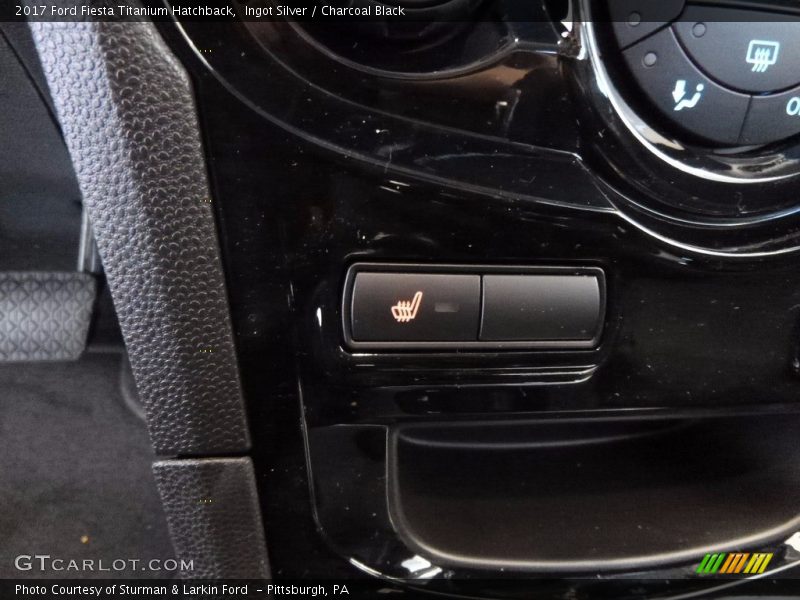 Ingot Silver / Charcoal Black 2017 Ford Fiesta Titanium Hatchback