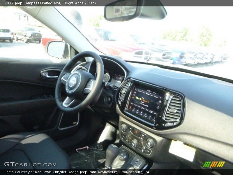 Bright White / Black 2017 Jeep Compass Limited 4x4