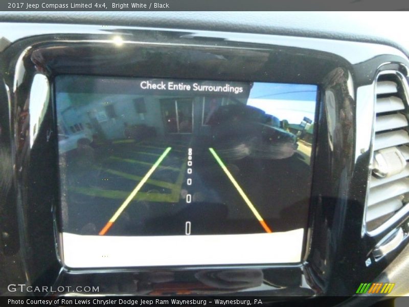 Bright White / Black 2017 Jeep Compass Limited 4x4