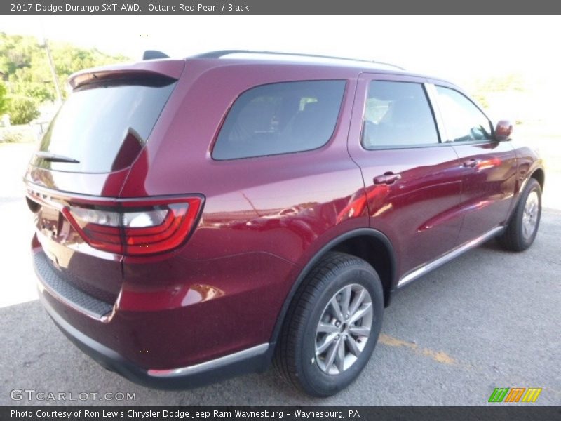 Octane Red Pearl / Black 2017 Dodge Durango SXT AWD