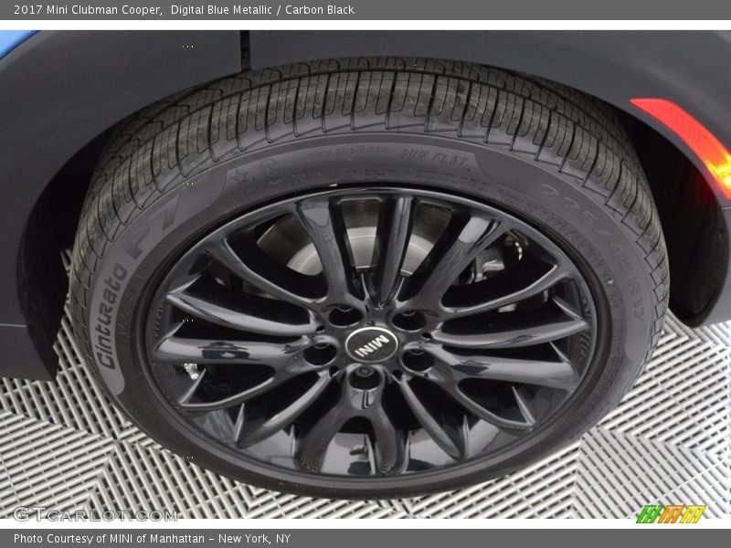 Digital Blue Metallic / Carbon Black 2017 Mini Clubman Cooper