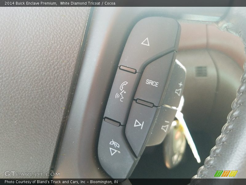 White Diamond Tricoat / Cocoa 2014 Buick Enclave Premium