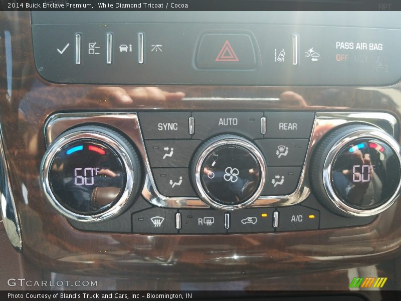 White Diamond Tricoat / Cocoa 2014 Buick Enclave Premium