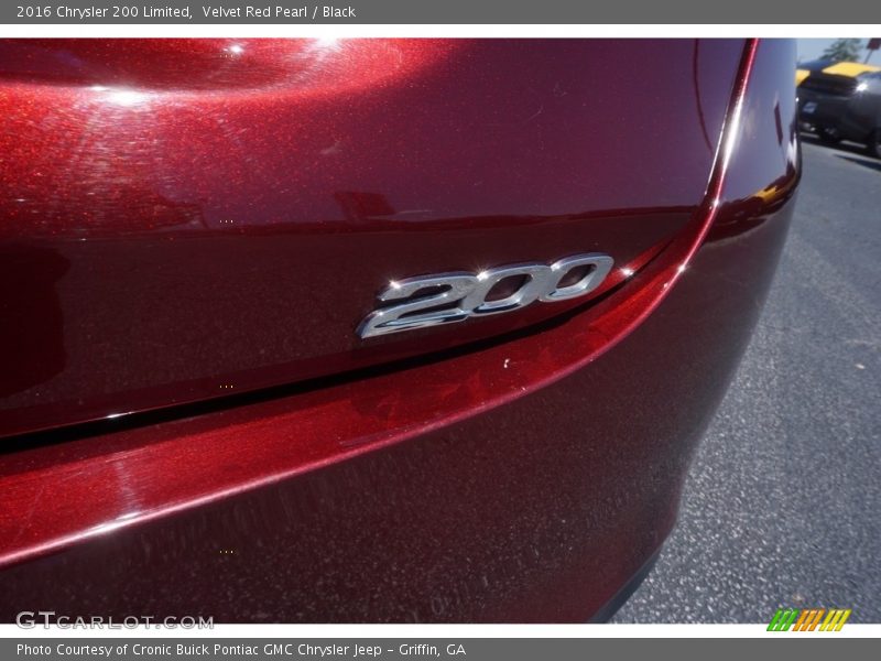 Velvet Red Pearl / Black 2016 Chrysler 200 Limited