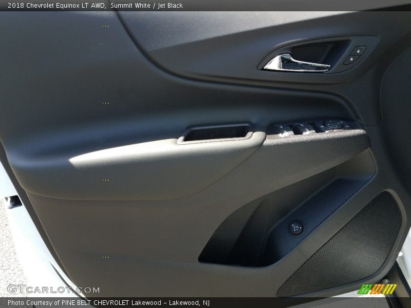 Summit White / Jet Black 2018 Chevrolet Equinox LT AWD