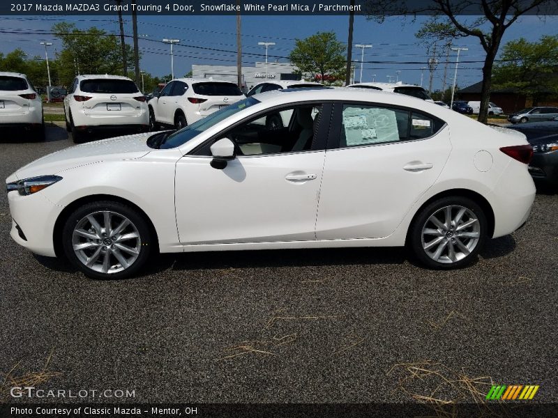 Snowflake White Pearl Mica / Parchment 2017 Mazda MAZDA3 Grand Touring 4 Door