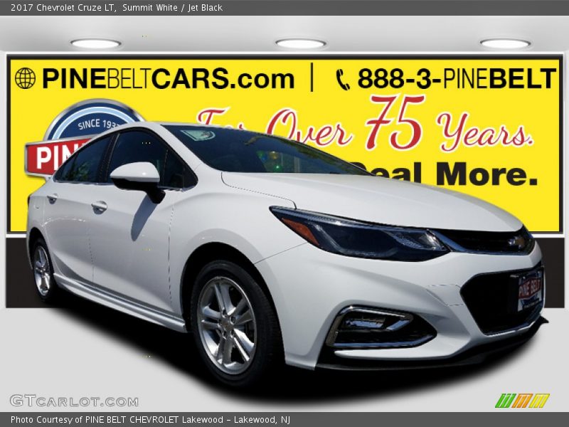 Summit White / Jet Black 2017 Chevrolet Cruze LT