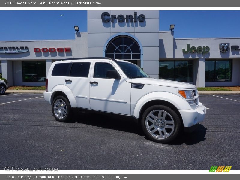 Bright White / Dark Slate Gray 2011 Dodge Nitro Heat