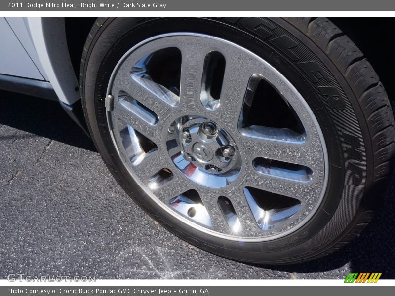 Bright White / Dark Slate Gray 2011 Dodge Nitro Heat