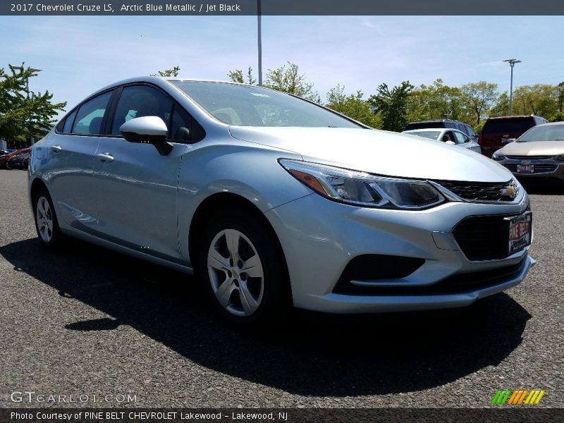 Arctic Blue Metallic / Jet Black 2017 Chevrolet Cruze LS