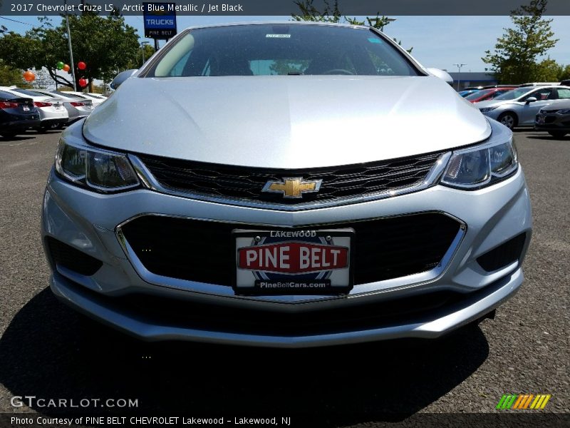 Arctic Blue Metallic / Jet Black 2017 Chevrolet Cruze LS