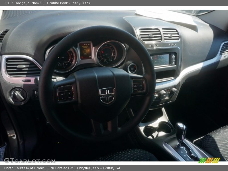 Granite Pearl-Coat / Black 2017 Dodge Journey SE