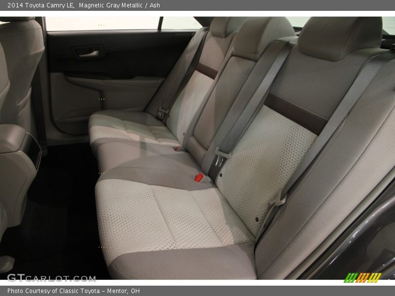 Magnetic Gray Metallic / Ash 2014 Toyota Camry LE