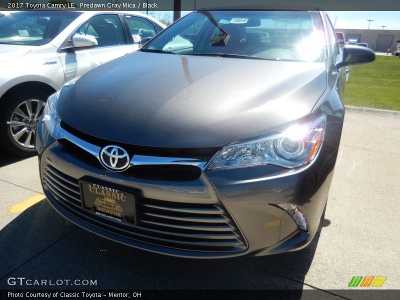 Predawn Gray Mica / Black 2017 Toyota Camry LE