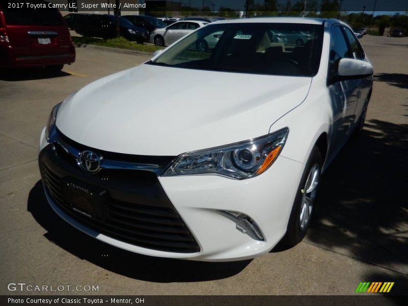 Super White / Almond 2017 Toyota Camry LE