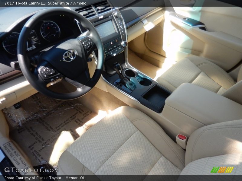 Super White / Almond 2017 Toyota Camry LE