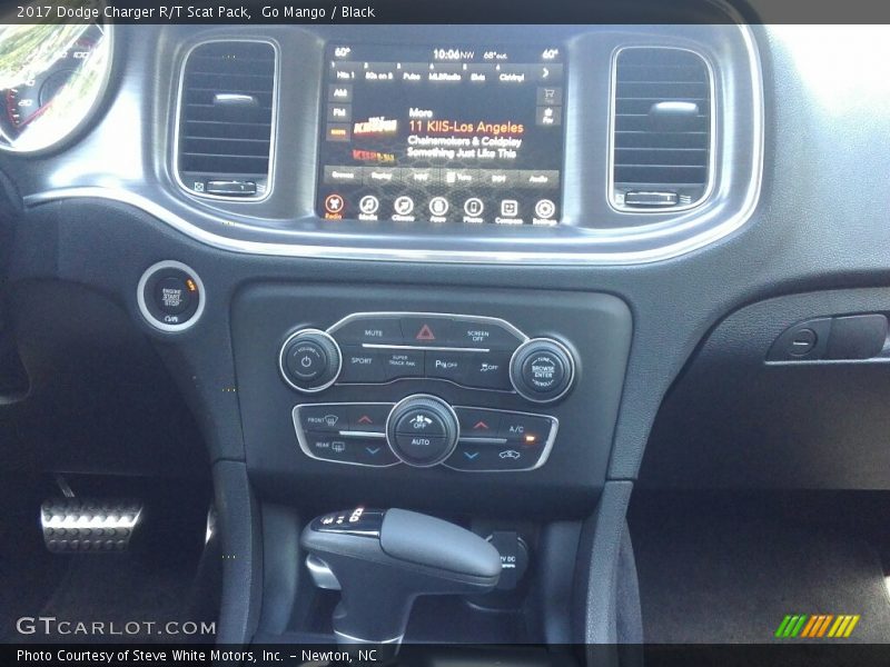 Go Mango / Black 2017 Dodge Charger R/T Scat Pack