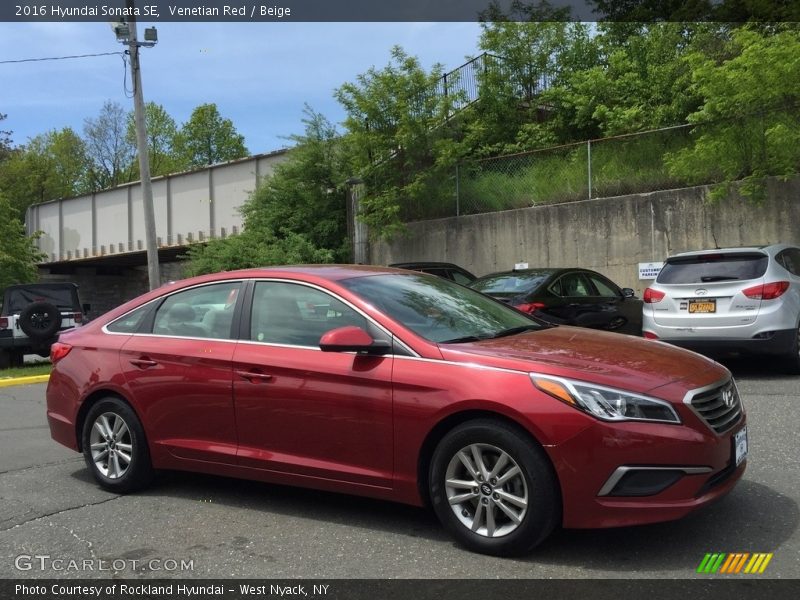 Venetian Red / Beige 2016 Hyundai Sonata SE